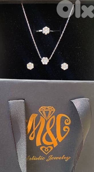 Natural Diamond set white gold 18K 4