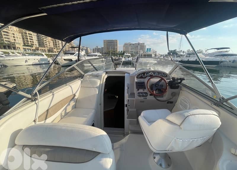 Boat Regal Super Clean 8