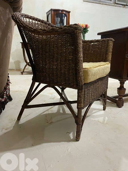 كرستين قش قديمين 1