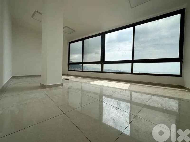 Perfectly Designed Office| Kfarhbab 0