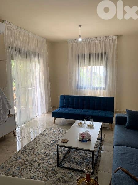 Curtain and upholstery fabrics, tailoring and installation 2