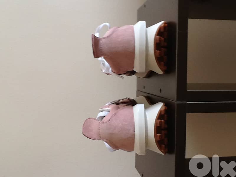 Lanvin Bumper Low-Top Sneakers 6