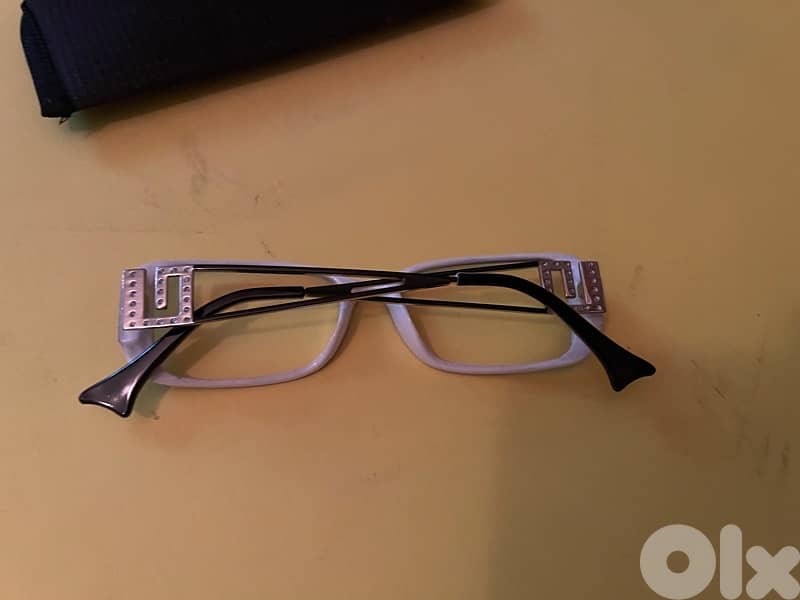 RIKKI CAPRI eyeglasses black & white 13