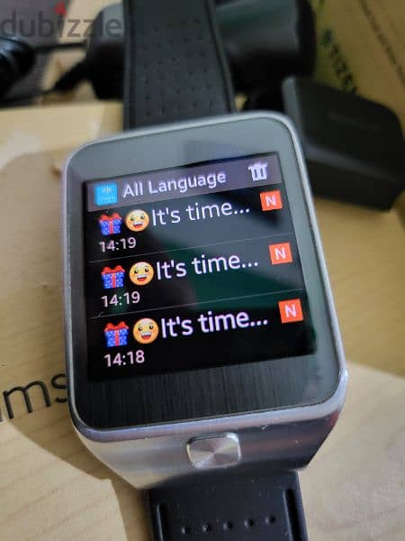 (100$)Samsung gear 2 original from Germany  used in mint condition 8