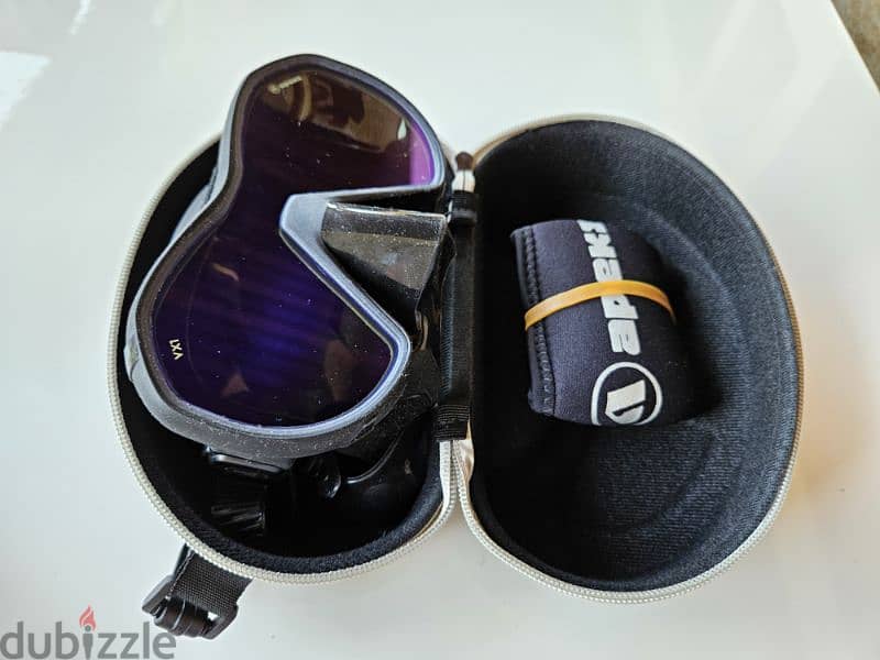 Apeks VX1 UV lens dive mask 3