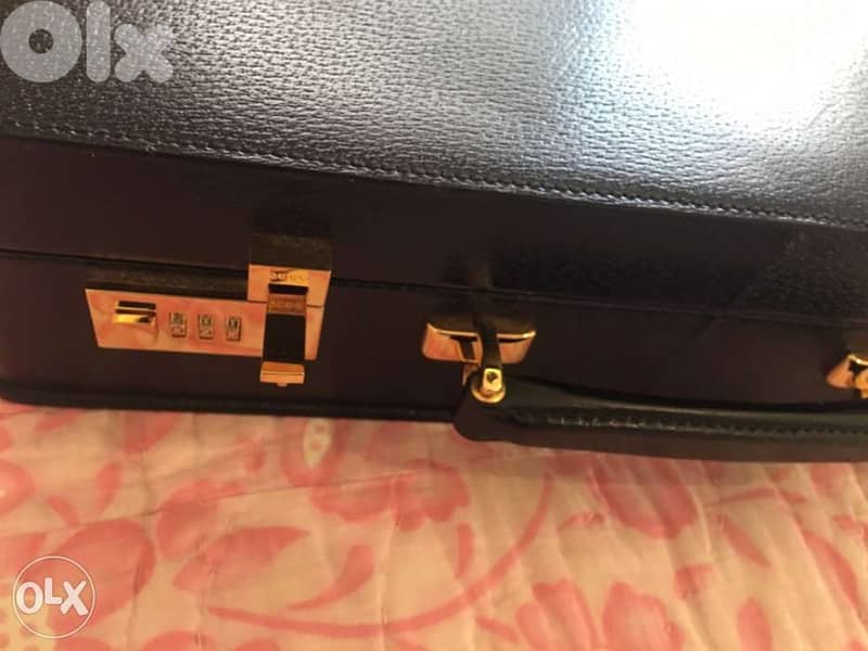 business bag from Gucci Original Brand 2