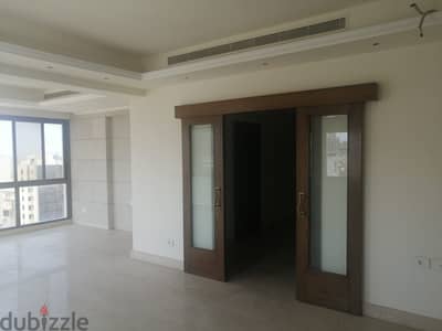 Apartment for sale in Sanayeh شقة للبيع في الصنايع