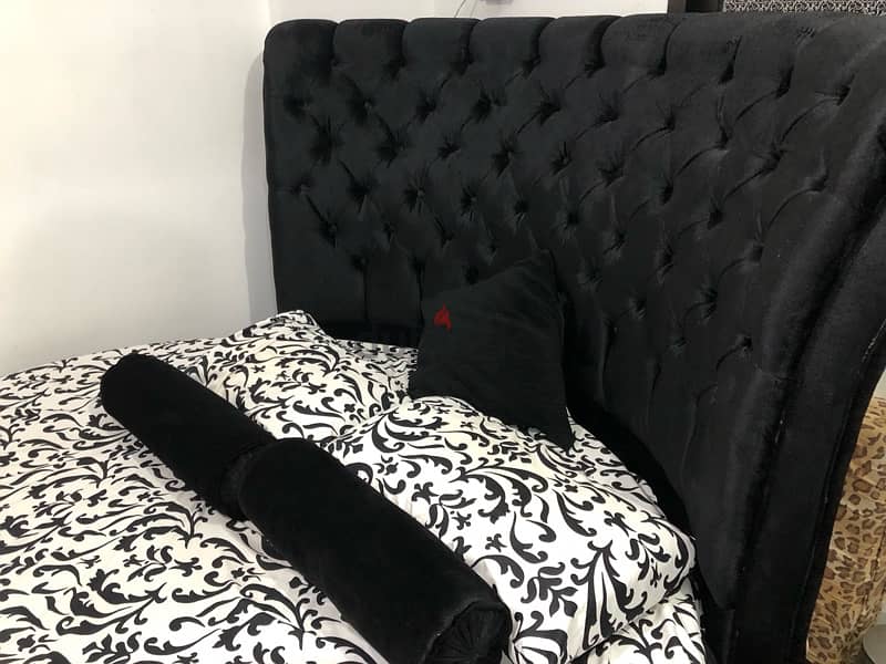 circular bed 4