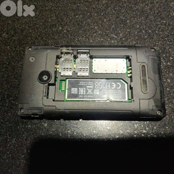 phones all samsung needed refurbishing but all work  or for parts 9