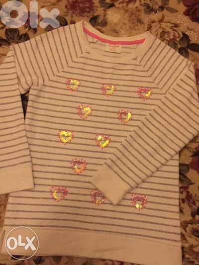 long sleeve T-shirt size 7-8 years old