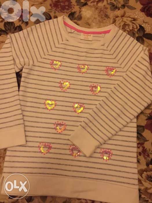 long sleeve T-shirt size 7-8 years old 0