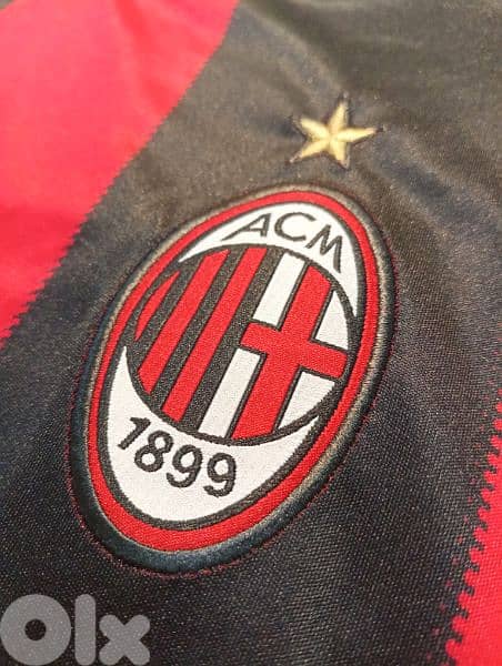 AC Milan Robinho Retro Football Shirt (Made in Thailand) 3