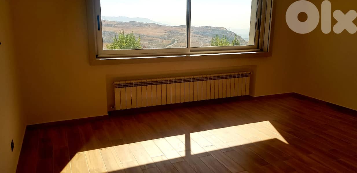 L07347-Chalet For Sale in Faqra Club with Garden - Cash 5