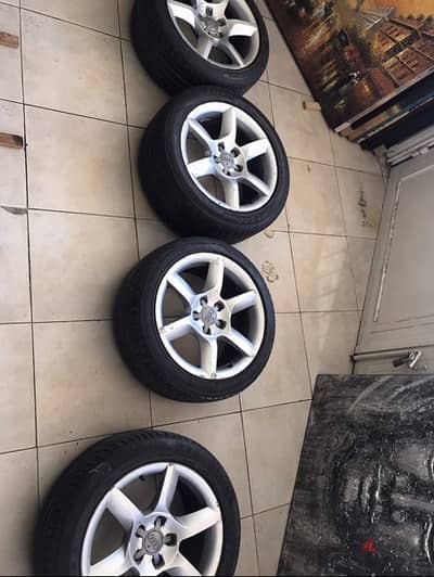 original rim 17" & tires 265/60/18