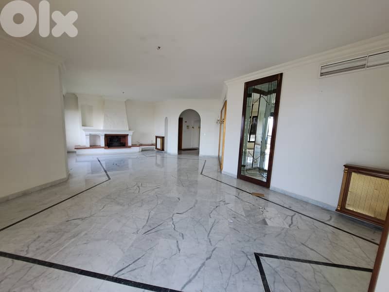 Classic apartment for rent in Biyada 300Sqm 0