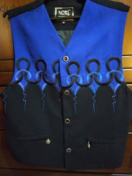 VERSACE jilets style new condition size M 0