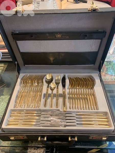 Bestecke Solingen 70PC 23/24 Gold plated cutlery طقم سفرا كامل مذهب 2