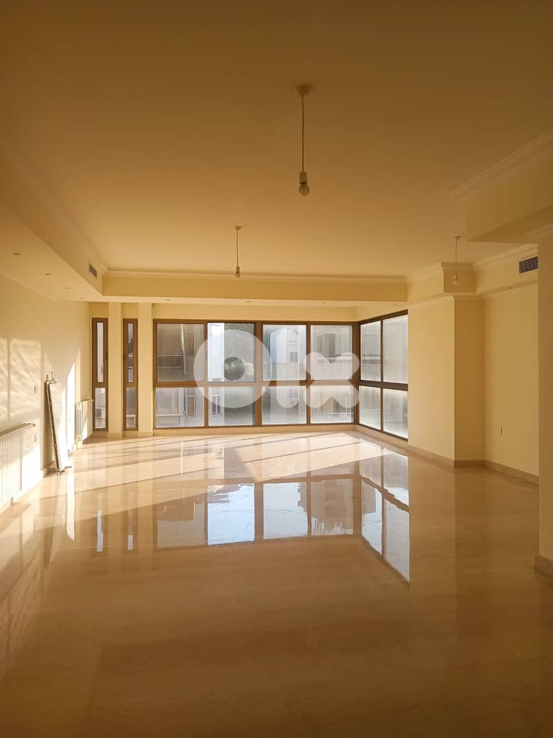 LUX decorated 220 m2 apartment for sale in Hazmieh Mar Taklaمار تقلا 0