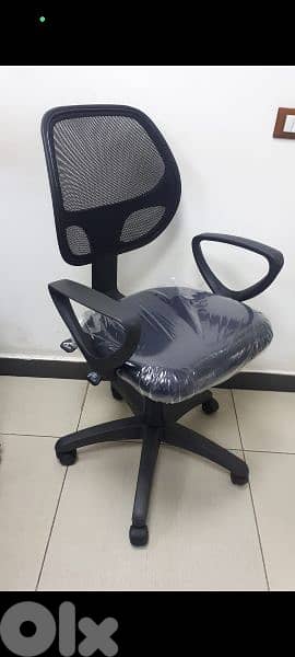 328C office chair Mesh 0