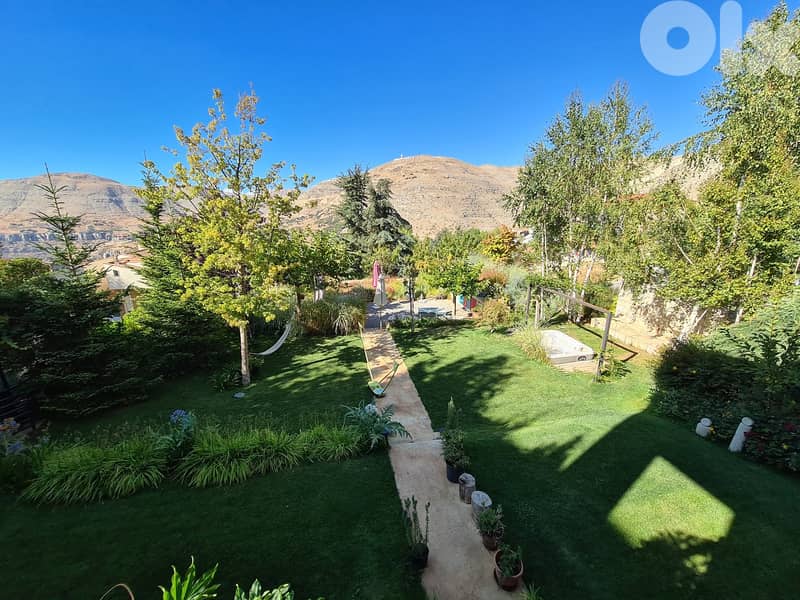 Villa for sale in Ouyoun El Siman 0