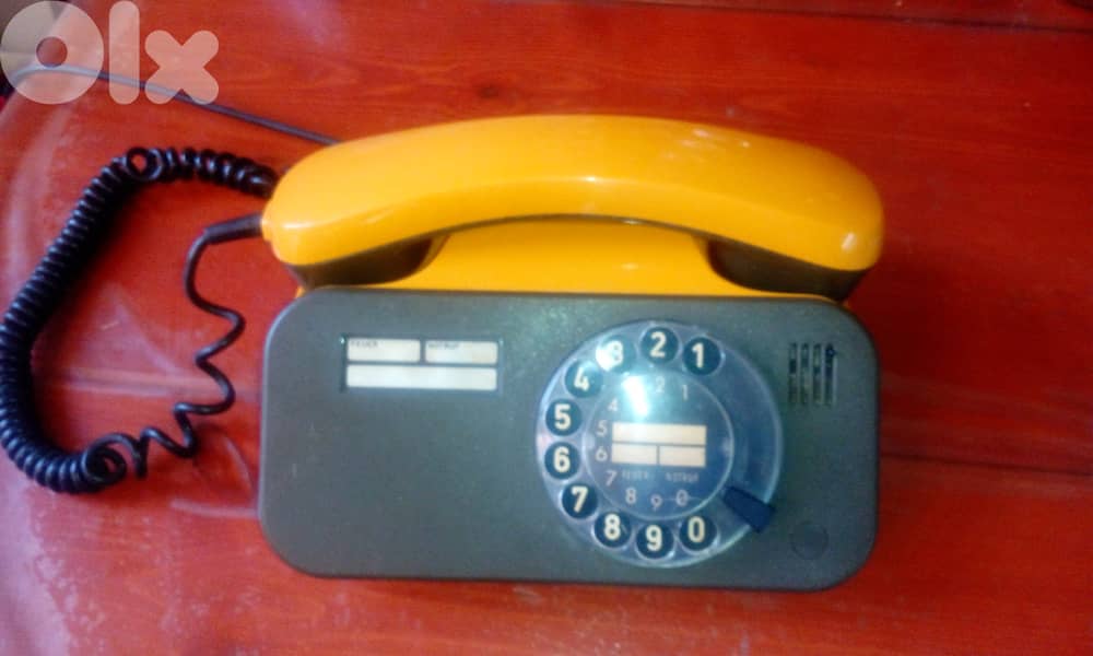 vintage rotary phones starting 25$ ask for model price 2
