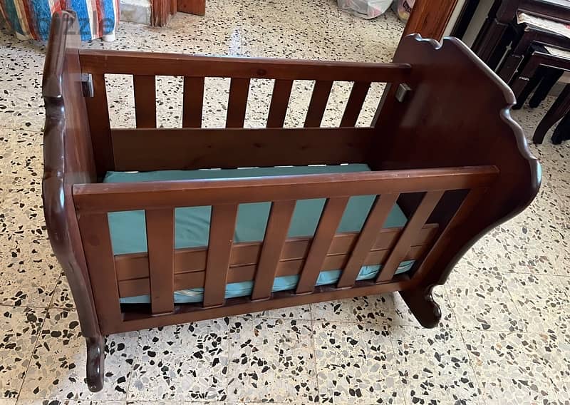 baby crib 1