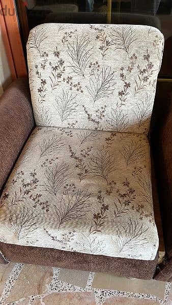 طقم غرفة جلوس ٧ مقاعد 2