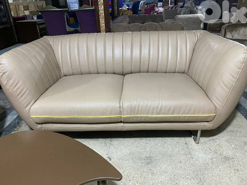 طقم كنبايات جلد اصلي شغل home centre 0