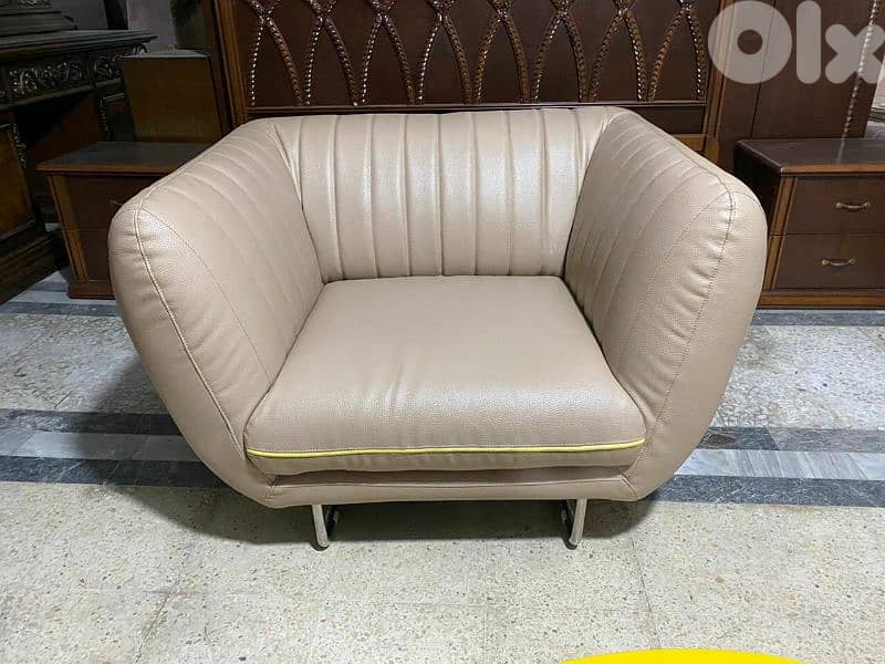 طقم كنبايات جلد اصلي شغل home centre 1