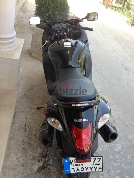 HAYABUSA 1300 R 2009 8