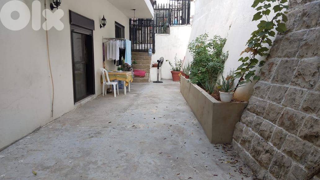 L08796 - 2-Story Building in Naccache for Sale 5