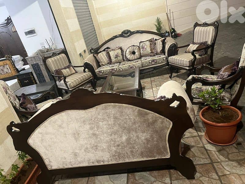 طقم كنبايات خشب زان ست قطع وطاولة 7