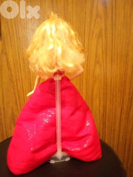 HOLIDAY Barbie Mattel 2018 dressed as new doll Curly hair muse body=26 2