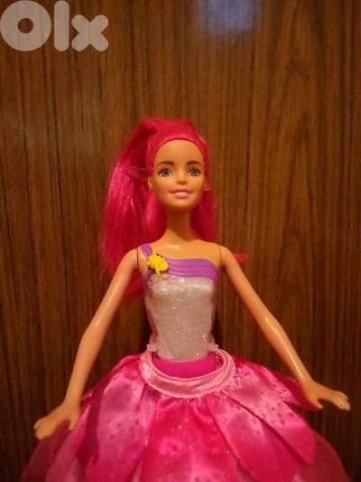 DREAMTOPIA RAINBOW COVE LIGHT UP PRINCESS Barbie doll+Magic Wind Voice