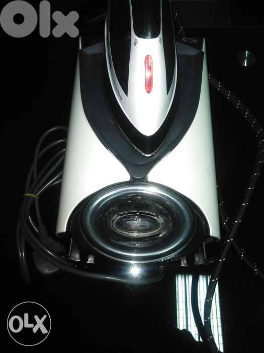 Bosch steam iron SensixxB25L 2