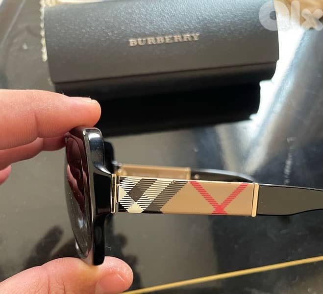Burberry sunglasses for wouman 6