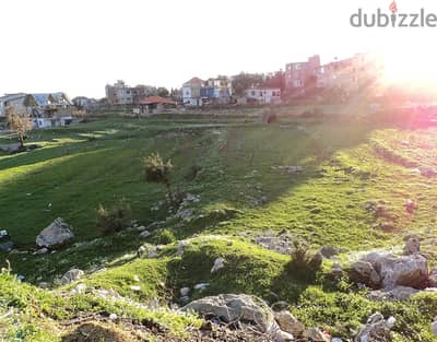 Land for sale in Faitroun أرض للبيع في فيطرون