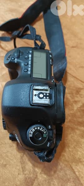 canon 5d mark 3 body only+ charger+ battery 0