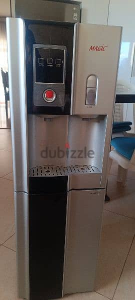 Magic Water Dispenser- براد ماء 0