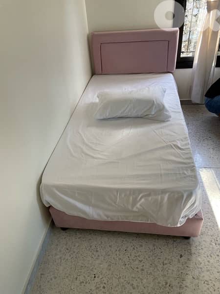 تخت منجد مفرد 0