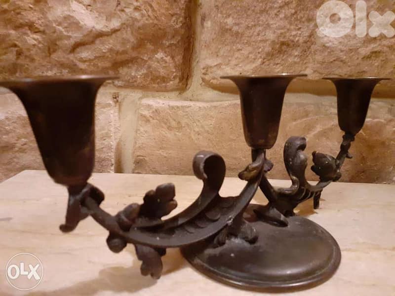 شمعدان برونز مختوم انتيك 1