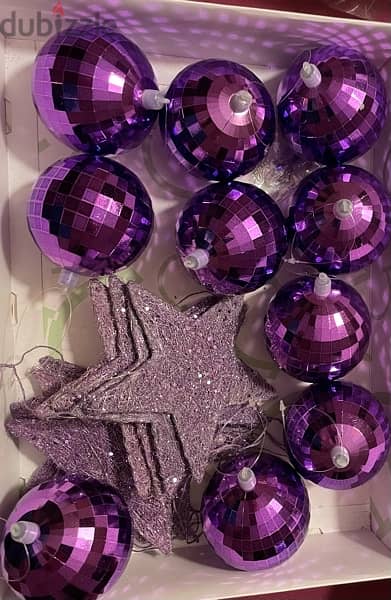 Silver & Purple Christmas balls 4