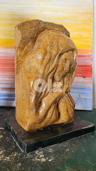 Sainte vierge stone sculpture