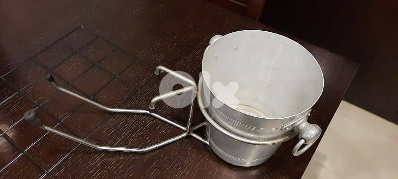 Ice bucket 5