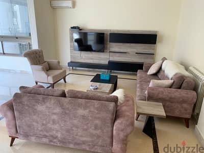 Apartment for rent in Furn El Chebbak شقة في فرن الشباك