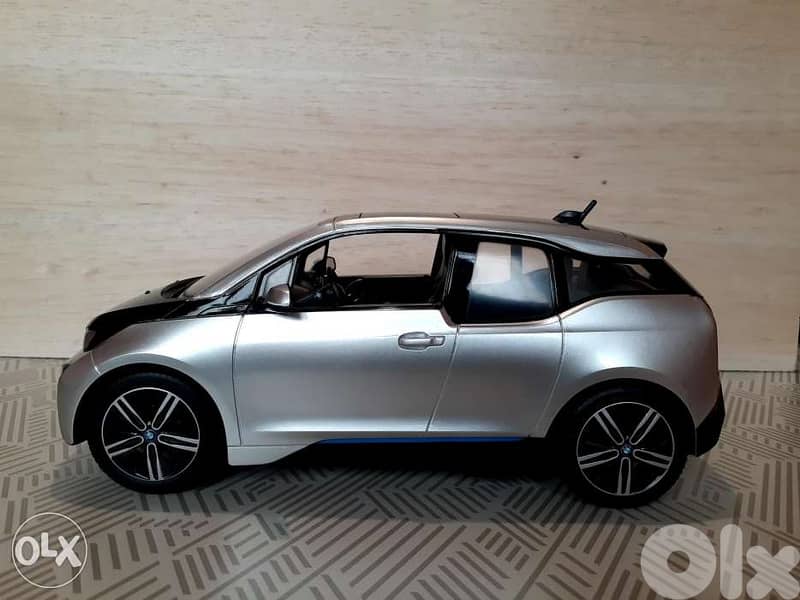 BMW I3 R/C Car 1:14. 3