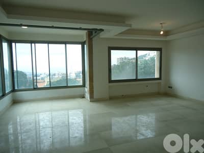 Apartment for sale in Monteverde شقة للبيع في المونتفيردي