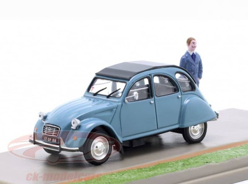 Citroën 2CV (Medical) diecast car model 1;43. 1