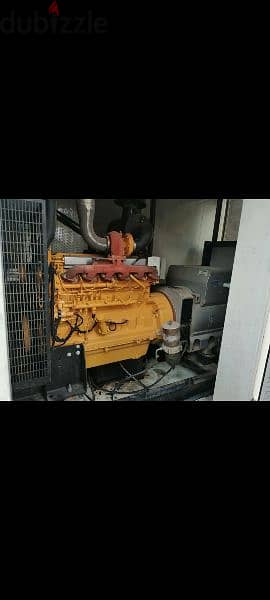 مولد كهرباء 210 kva john deere بخاخ كهرباء بحالة ممتازة مع كاتم 0