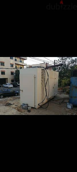 مولد كهرباء 210 kva john deere بخاخ كهرباء بحالة ممتازة مع كاتم 1
